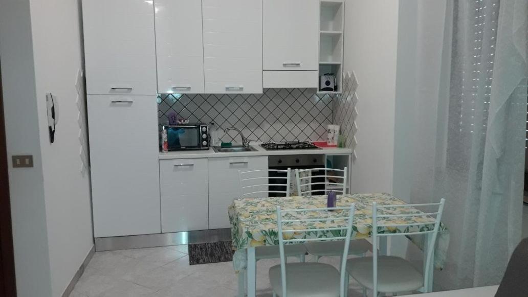 Marilyn House Apartment Desenzano del Garda Exterior photo